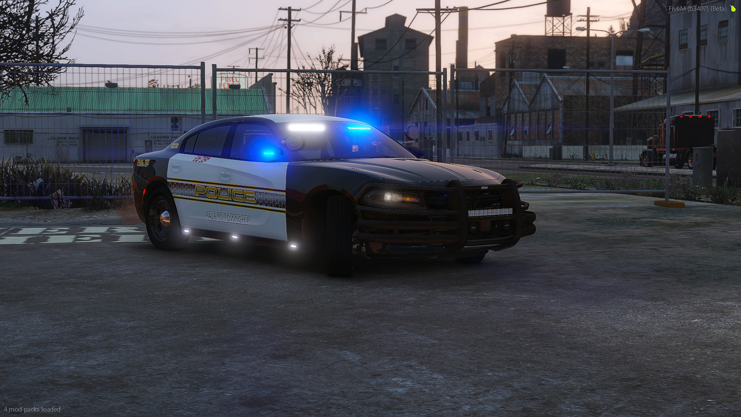 LEO 18 Whelen_Core_Canine_Charger