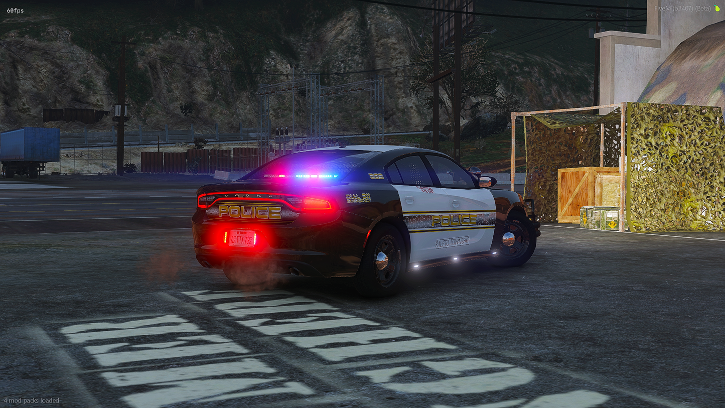 LEO 18 Whelen_Core_Canine_Charger